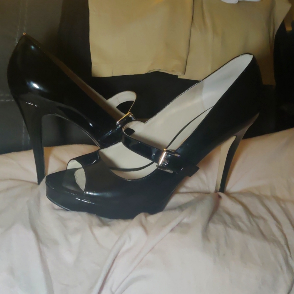 Michael Kors Patent leather Mary Jane Heels-Size 10M